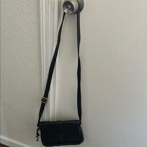Fossil Black Crossbody Bag with Adjustable Strap